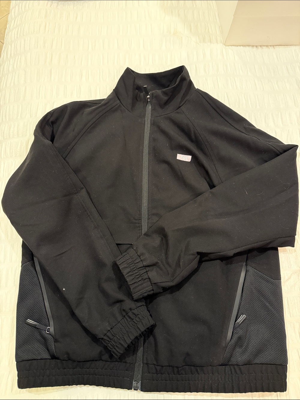 Figs Women Black Full-Zip medical Jacket